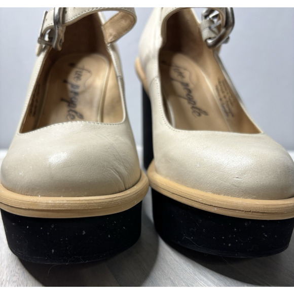 FREE PEOPLE 6.5 MAGGIE MJ PLATFORM IVORY LEATHER HEELS STRAP BUCKLE - Picture 9 of 11